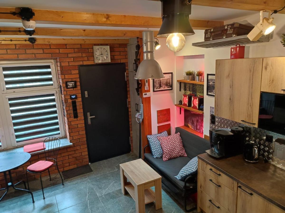 Apartment Pod Wiaduktem *